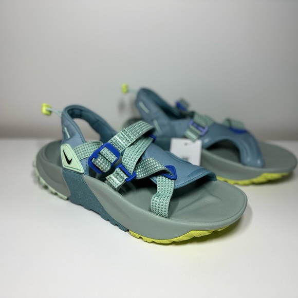 Nike Sandal - Picture 2 of 6